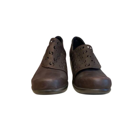 Brown Perforated Booties Size 41/10 - Picture 5 of 10